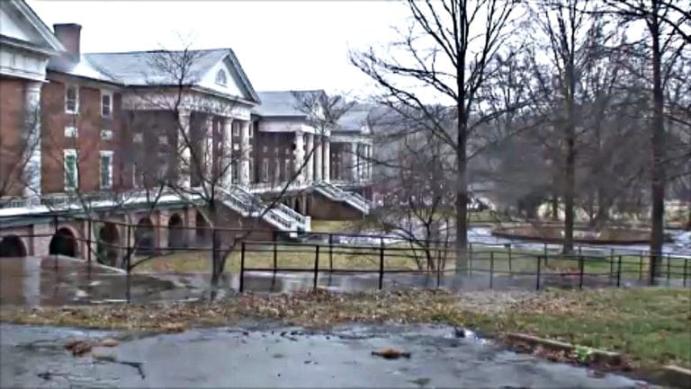 Sweet Springs Sanitarium – Haunted Sanitarium in Sweet Springs, West Virginia
