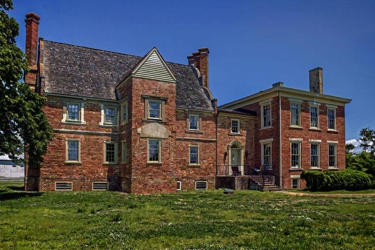Bacon’s Castle – Haunted Colonial Mansion in Surry, Virginia