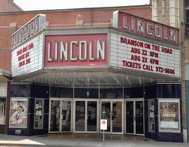 Lincoln Theater – Haunted Theater in Decatur, Illinois