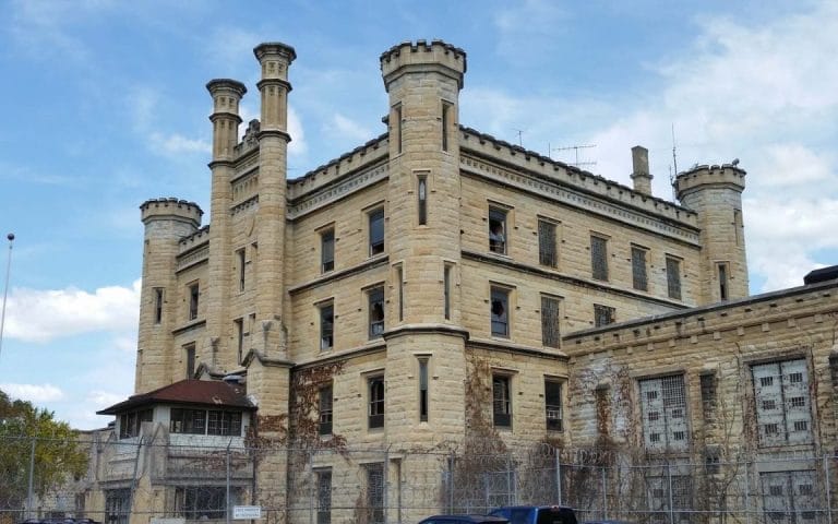 Old Joliet Prison – Haunted Prison in Joliet, Illinois