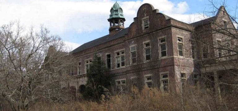 Pennhurst Asylum – Haunted Abandoned Asylum in Spring City, Pennsylvania