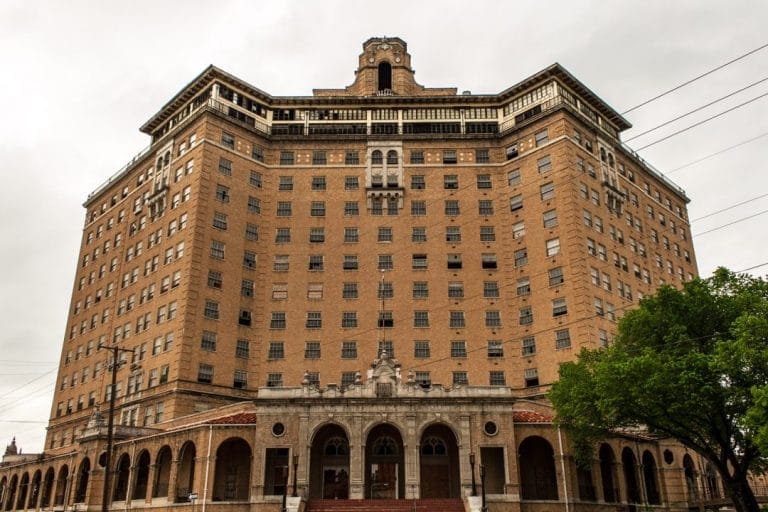 The Baker Hotel – Haunted Hotel in Mineral Wells, Texas