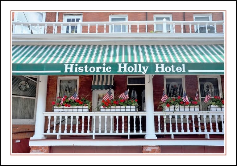 Holly Hotel – Haunted Hotel in Holly, Michigan