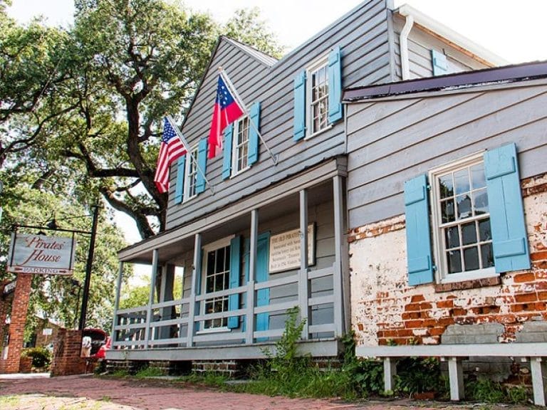 The Pirates’ House – Haunted Restaurant in Savannah, Georgia