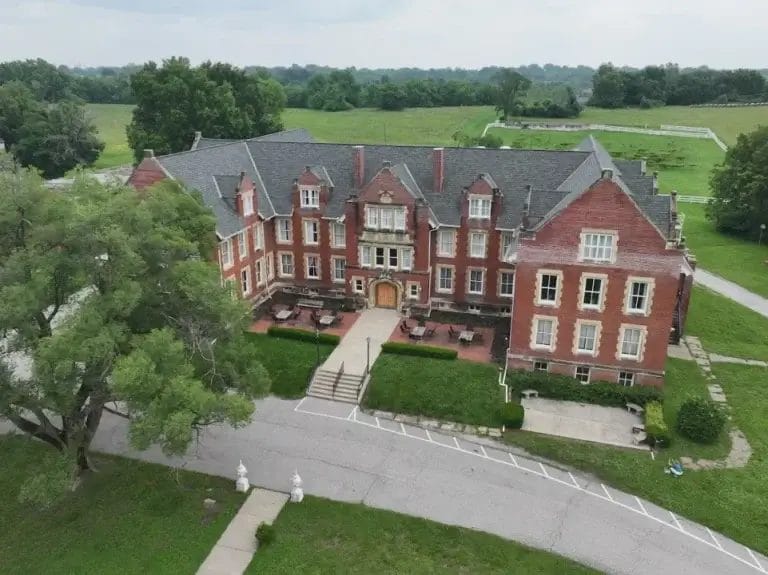 Belvoir Winery – Haunted Winery in Liberty, Missouri