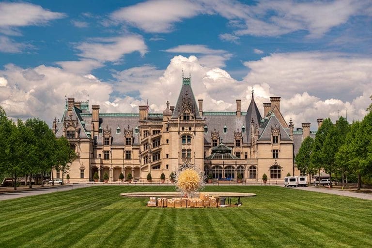 Biltmore Estate – Haunted Mansion in Asheville, North Carolina