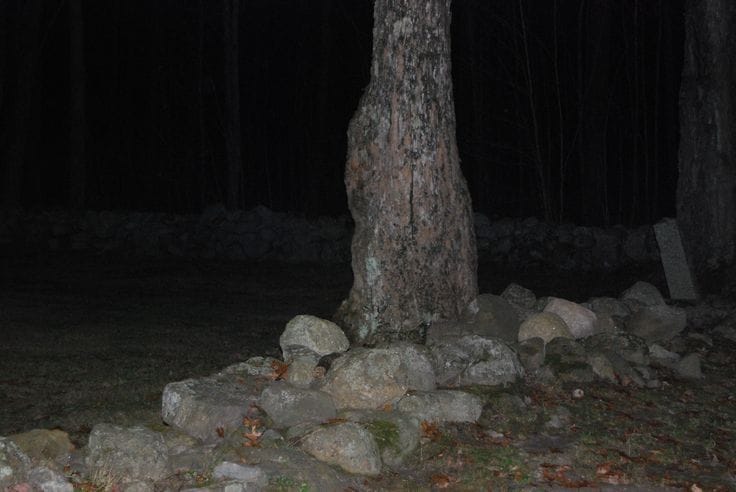 Green Lady Cemetery – Haunted Cemetery in Burlington, Connecticut