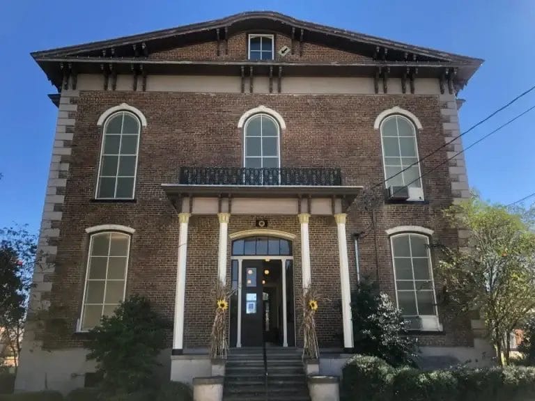 Pickens County Courthouse – Haunted Courthouse in Carrollton, Alabama