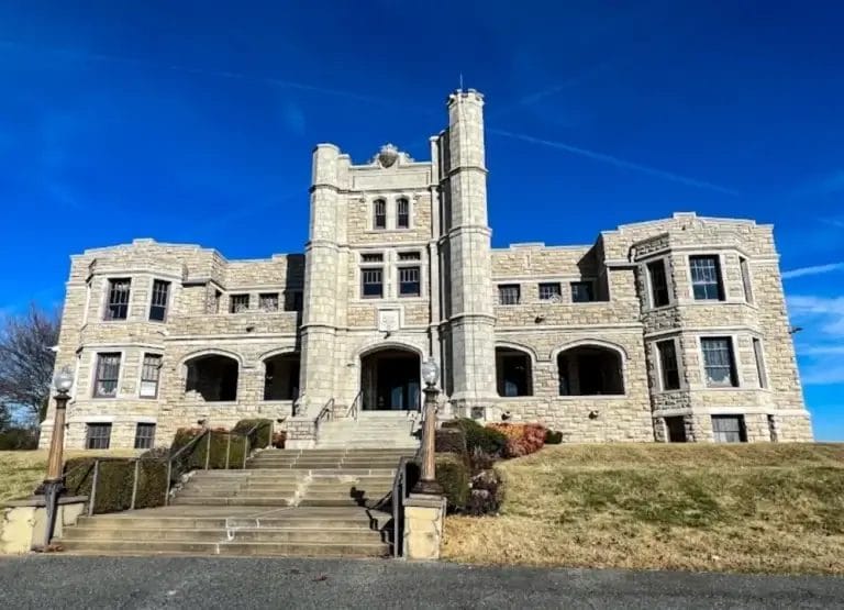 Pythian Castle – Haunted Castle in Springfield, Missouri