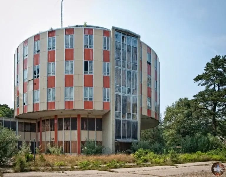 Ladd School – Haunted Asylum in Exeter, Rhode Island