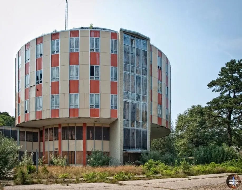 Ladd School – Haunted Asylum in Exeter, Rhode Island
