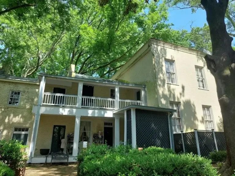 McRaven House – Haunted Mansion in Vicksburg, Mississippi